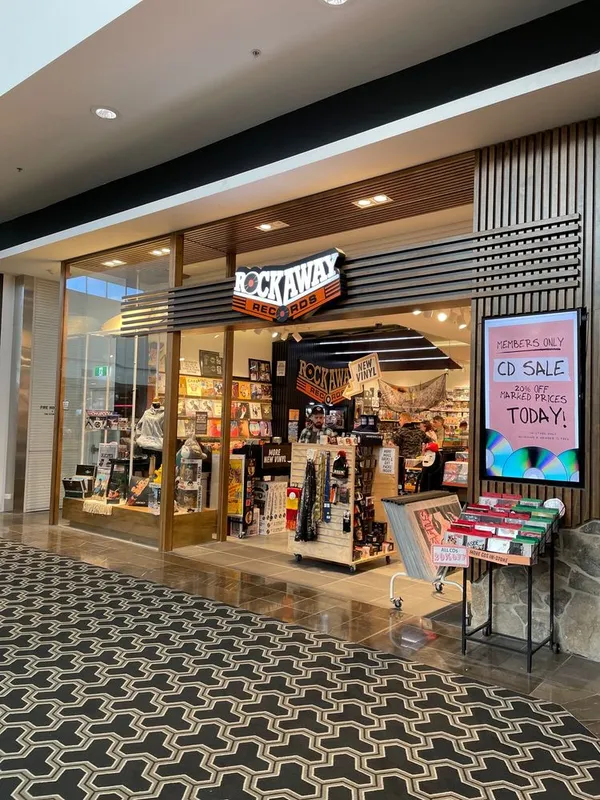 Rockaway Records drives revenue and delights customers with a unified gift card experience